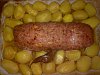 Eu Fiz Rolo de Carne Picada com Chouri�o Assado no Forno com Batatas-morpheus2453.jpg